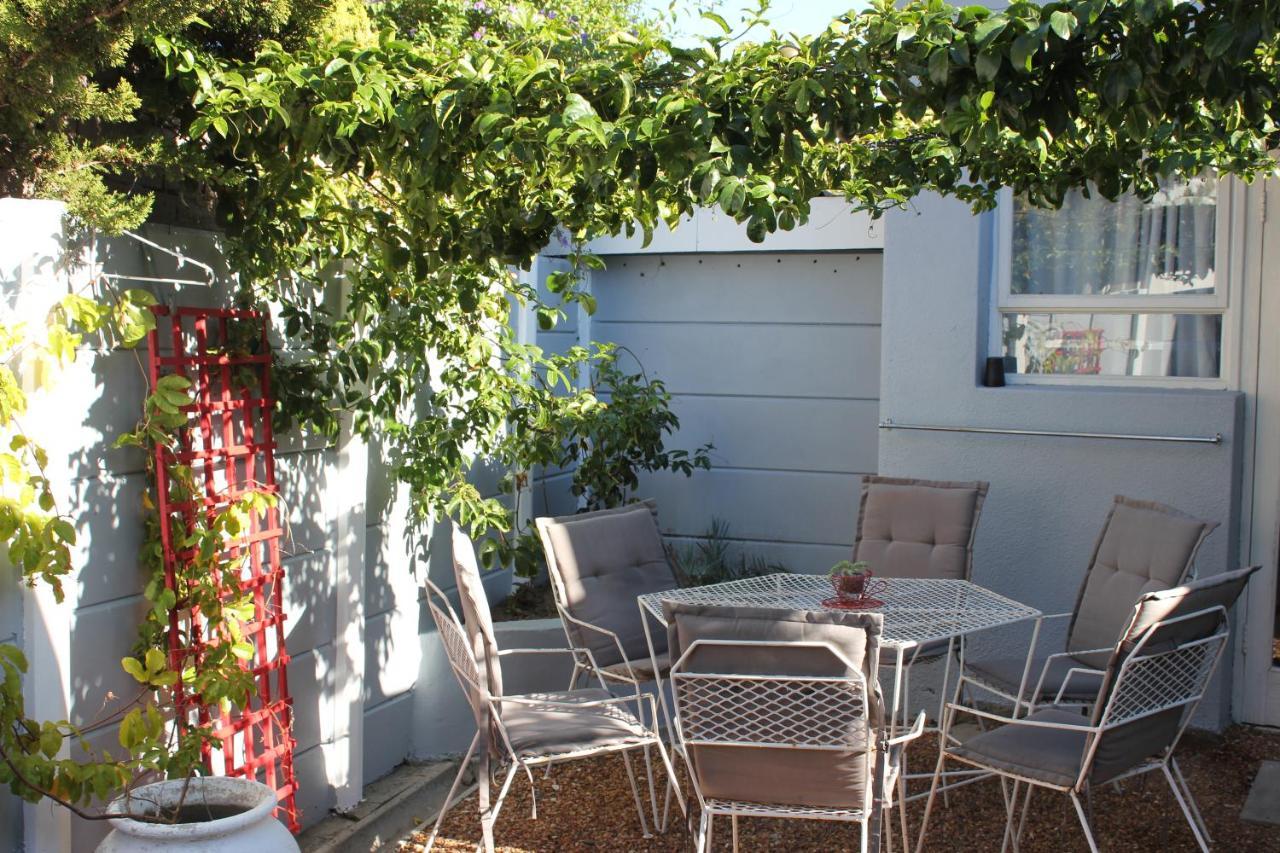 25 On Fitzpatrick Apartment Parow Exterior photo
